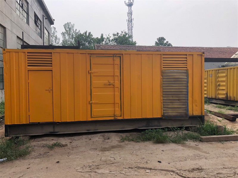 密云柴油发电机如何判断新机油是否已经完全充满机油滤清器？