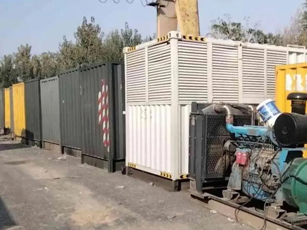 密云200KW柴油发电机机组每小时油耗是多少？