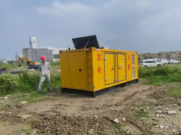 密云冬季低温环境下，发电机组启动电瓶的容量需求是否会增加？